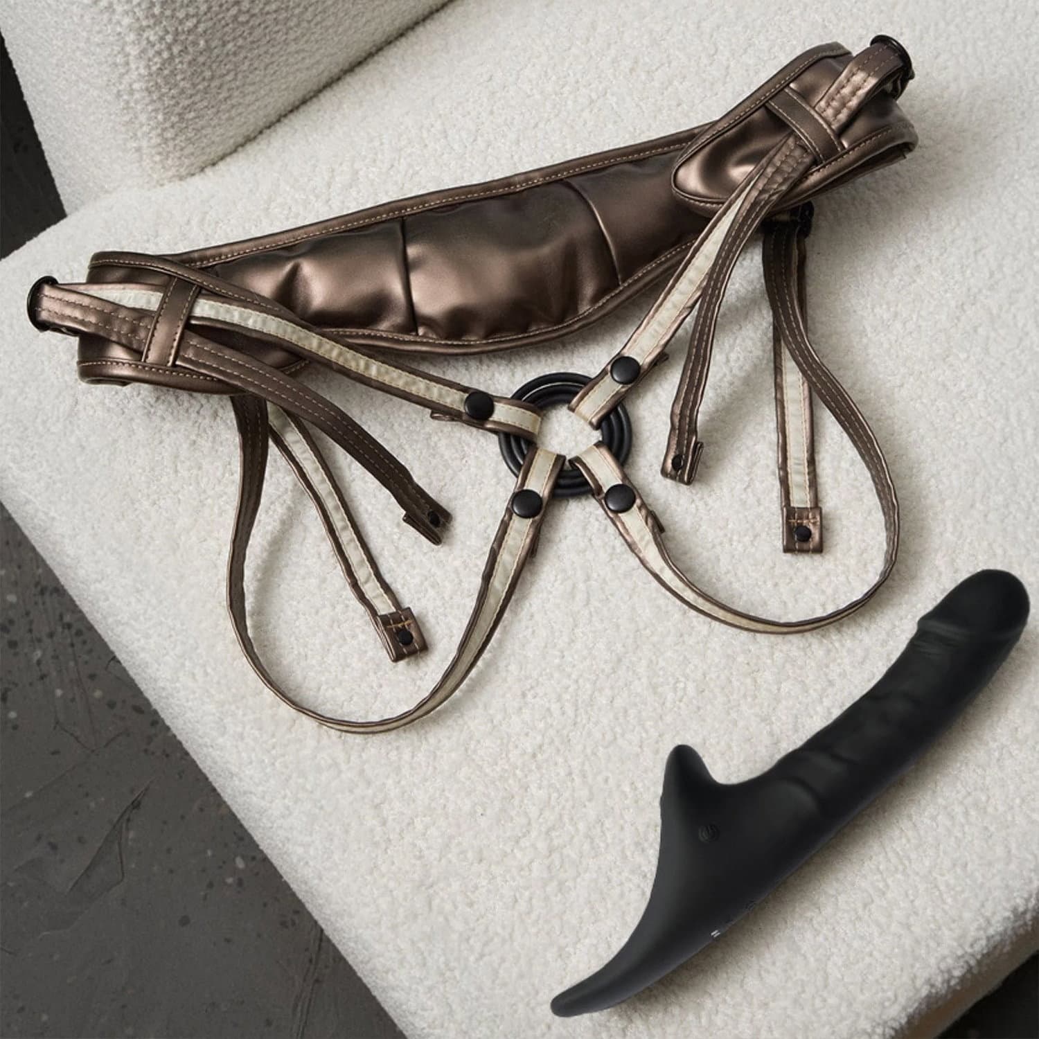 Strap-On-Me - Multi Orgasm Realistic Dildo - Maat M - Zwart 9